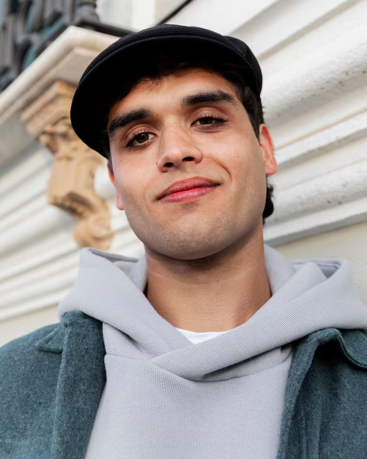 <em>Matias G - Molina</em>